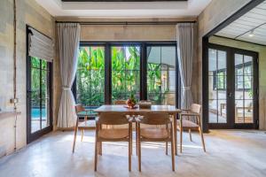 Rumah Villa - Nature Retreat with Pool & Outdoor Lounge