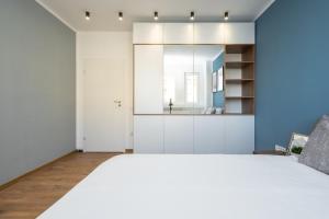 Stylish 2Bdr Apartament Magheru