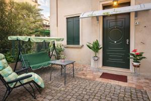 Private Garden Apartment near Mestre Station 10 min train to Venice