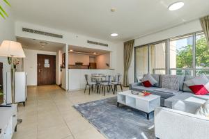 Residences 1 Tower 5 E2 - 2BR Apartment - Allsopp & Allsopp