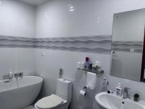 SweetTowers Apartments, Kingsland City