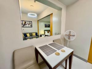 Uptown Home 1BR at One Uptown Residence BGC