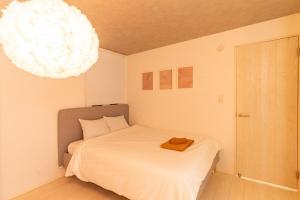 Spacious Skytree Stay, 8 Guests, Asakusa 11 mins, Modern Renovation, 8-min Walk to Station