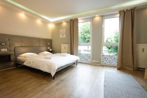 Studio with Queen-Size Bed K4