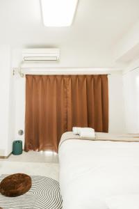 8 min to Ikebukuro, 6 min walk from Yomachi Station, Max 2 people, Straight to Tokyo, Shinjuku, Shibuya, Ueno 302