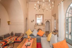 Beautiful Boccara villa, 4 suites and private pool