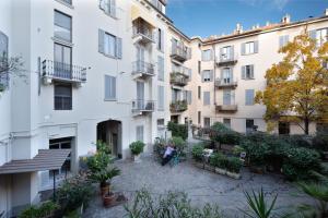 Corso Magenta Historic Apartment