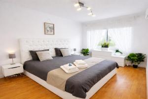 Exclusive Apartments Lisbon - Charneca de Caparica