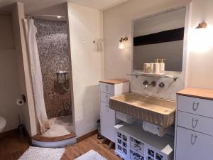 Magnific 3 floors Authentic Dutch House with Terrace