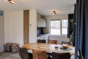 Holiday home forest and nature, near Breda VP069