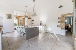 Le Château De Christin - Avec piscine