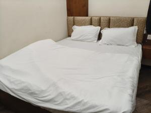 Hotel Shiv aarambh
