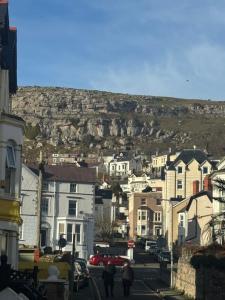 Beautiful Llandudno Centre 2 Bed Apartment