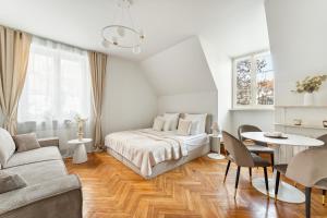 Old Town & Riverside Brzozowa Apartment by Downtown Apartments