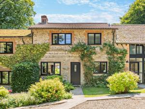 3 Bed in Dorchester oc-92414