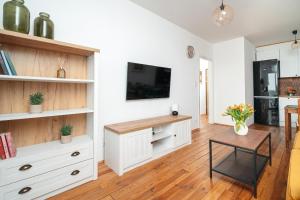 Miedziana - cozy retro apartment by Fair Rentals