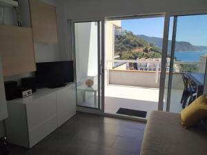 Bright Corner with Terrace and Panoramic View