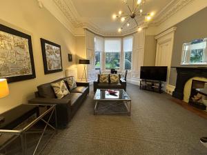 Principal Apartments - West End