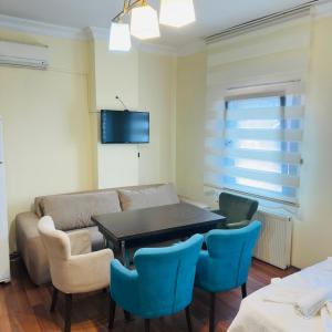 Sophia bukalemoon apartment