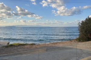 Agrimi Beachfront Holiday Home