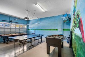 Stylish 5 Bdrm Retreat with Great Themed Rooms at Encore