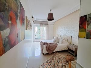 Central Downtown Free Parcking AC