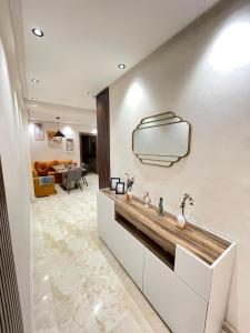 Signature Opulent Residence in Hivernage
