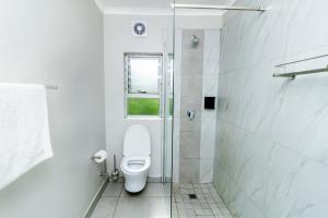 Chakas Rock Chalet 38