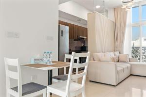 ALiving Charming 2BR I Community Living I Avenica 2, DAMAC Hills- 2