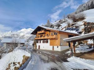 Jogglanderhof - Wasserfall