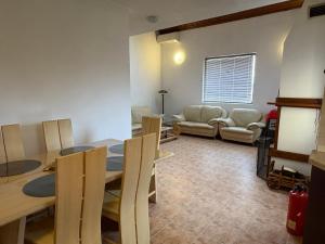 Mountain Family Guest House Rayovo