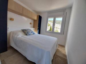 Séjour paisible en front de mer, Terrasse & accès plage Almadrava