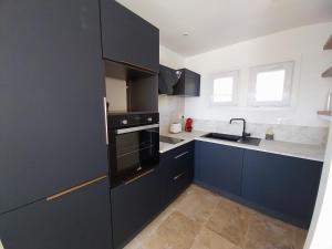 Séjour paisible en front de mer, Terrasse & accès plage Almadrava