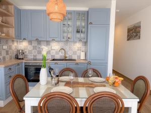 Villa M apartment Podstrana-private pool 30 m2