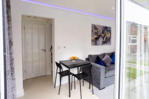 Quiet Nottingham Stay500 Mbps Wi-F Free Parking - Pass the Keys