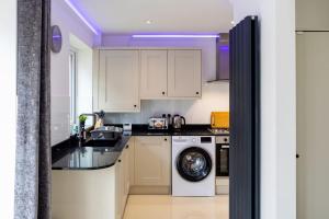 Quiet Nottingham Stay500 Mbps Wi-F Free Parking - Pass the Keys