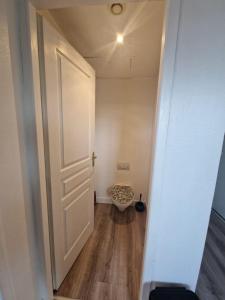 Cozy studio Libourne Train station within walking distance