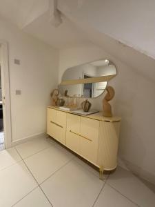 3 Bed home in central London Long stay