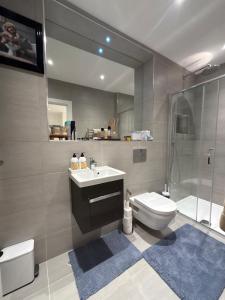 3 Bed home in central London Long stay