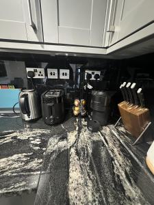 Cozy 2 Bed Flat in Town Centre