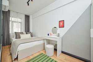 Stylish 2BR in Central Istanbul 3-Min to Metro