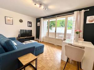 Large 3 bedroom parking and fiber