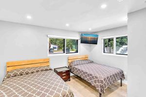 Waterfront ocean House Hollywood Hard Rock airport