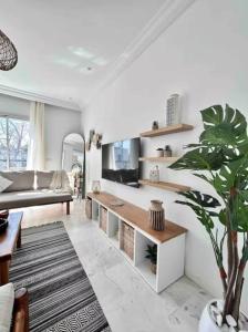 Saint Germain Apartment in La Marsa Cailloux