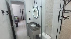 Casa 2 quartos sendo 1 suíte no bairro Bela Vista, Caiobá Matinhos-PR