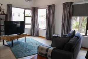 1 bedroom Morleen Park apartment