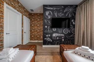 Luxury Family Townhouse Near Disney & Dining