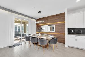 Ev1135 - Enchanted Escape Villa