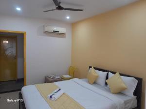 Hotel Golden Stay Jigani