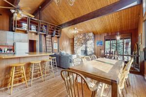 Alpenglow at Dollar Point